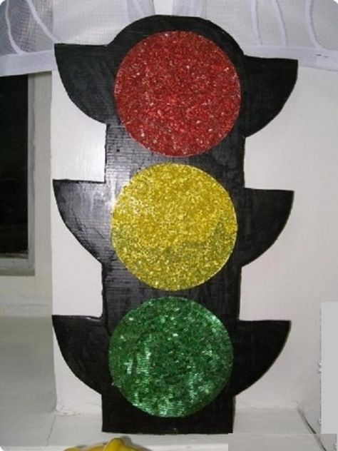 Traffic light craft idea for kids | Crafts and Worksheets for Preschool,Toddler and Kindergarten Turkey Haircut, Preschool Butterfly, Thanksgiving Activities Preschool, Thanksgiving Crafts For Toddlers, Preschool Thanksgiving, Thanksgiving Games For Kids, Thanksgiving Crafts Preschool, Halloween Crafts Preschool, Halloween Crafts For Toddlers