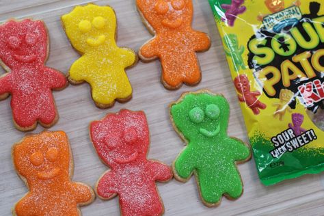 Sour Patch Cookies, Sour Patch Kids Cake, Cupcakes Kids, Candy Cookies Recipes, Kids Cupcakes, Cupcakes Decorating, Christmas Cupcakes Decoration, Yummy Sugar Cookies, Kid Cupcakes