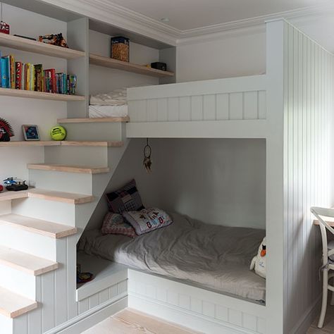 Tongue-and-groove paneling in pale gray give this children's bunk room a sophisticated look that will wear well as its occupants grow. Via our sister brand housetohome.co.uk  | Photo: James Merrell Small Kids Bedroom, Apartemen Studio, Små Rum Lidt Plads, Trendy Nursery, Children's Bedroom Ideas, Modern Bunk Beds, Bunk Rooms, Bunk Beds With Stairs, Bunk Bed Designs