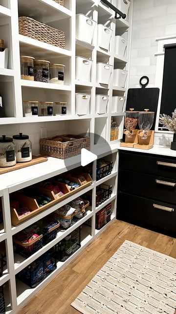 Michelle Anzaldua | Home Decor on Instagram: "Pantry views lately with a new rug 🖤" Breakfast Pantry, House Beautiful Kitchens, House Pantry, Dream Pantry, Office Pantry, Pantry Fridge, Pantry Organisation, Pantry Remodel, Pantry Makeover