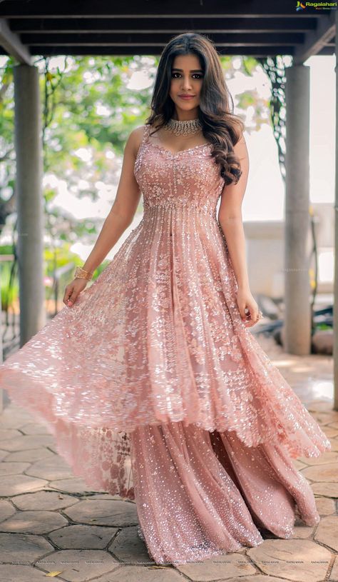 Nabha Natesh, Pengantin India, Trendy Outfits Indian, Wedding Lehenga Designs, Traditional Indian Dress, Salwar Kamiz, Indian Dresses Traditional, Traditional Indian Outfits, Indian Bridal Dress