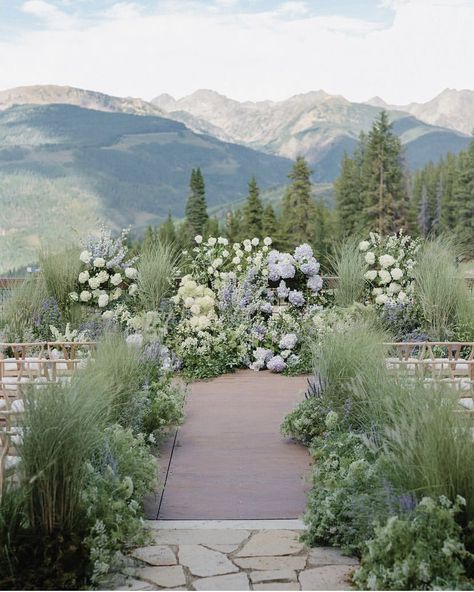 Ground Flower Arrangement Wedding, Blue Forest Wedding, Feyre Wedding, Ground Florals, Wedding Aisle Decorations Outdoor, Blue And White Florals, Overgrown Garden, Top Of A Mountain, Tented Wedding