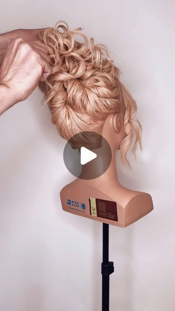 Curl Hair Updo Easy, High Curly Updo, Front Of Updo Hair Wedding, High Up Do, Hair Updos Curly, Natural Curly Hair Updo Wedding, High Wedding Updo, Half Up Formal Hairstyles, Curly Hairstyles Updo Easy