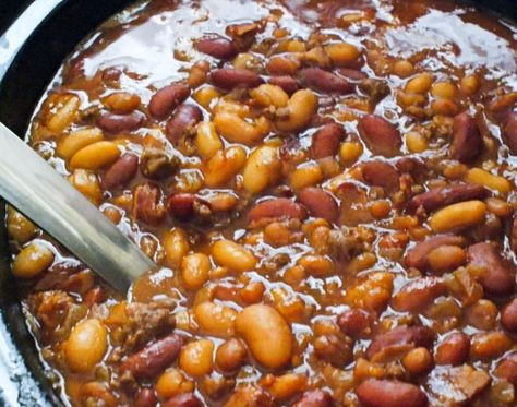 Best Ever Crock Pot Cowboy Beans Beans Crockpot, Bean Salad Recipes Easy, Sour Cream Chicken Enchilada Recipe, Beans Recipe Crockpot, Summer Barbecue Food, Cookout Dishes, Family Reunion Food, Best Baked Beans, Beans In Crockpot