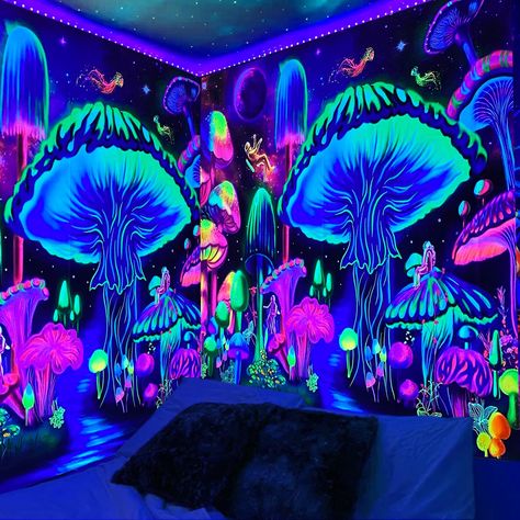 Glow In The Dark Mural Art, Glow In The Dark Wall Mural, Glow In The Dark Room Ideas Bedrooms, Glow In The Dark Mural, Glow In The Dark Mushroom Painting, Glow In The Dark Wall Paint, Trippy Mural Ideas, Glow In The Dark Room Ideas, Black Light Room Ideas