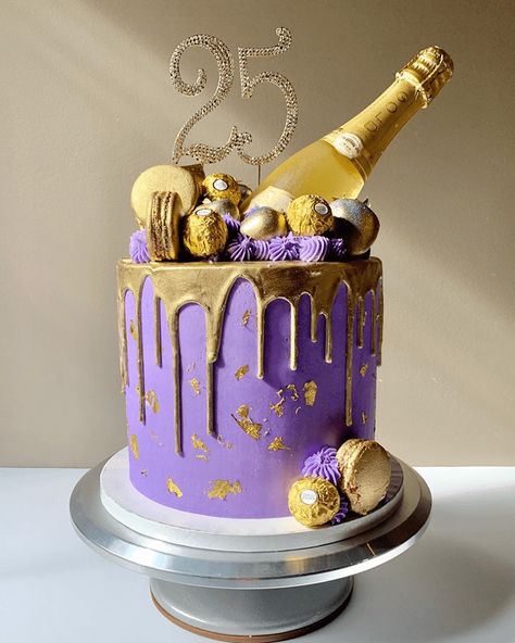 Bottle Cake Design Images (Bottle Birthday Cake Ideas) 18th Birthday Cake Champagne, 60th Birthday Cake For Ladies, Wine Theme Cakes, Champagne Bottle Cake, Bottle Birthday Cake, 40th Birthday Cake For Women, Wine Bottle Cake, Cake Design Images, 25th Birthday Cakes