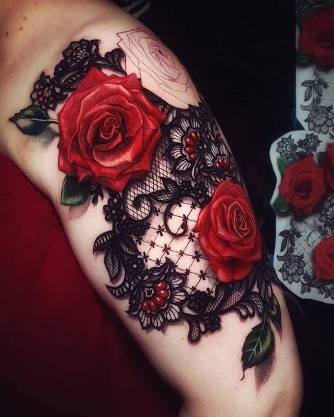 Tattoed Eyebrows, Lace Rose Tattoos, Lace Flower Tattoos, Simplistic Tattoo, Drawing Tiny, Lace Thigh Tattoos, Match Tattoo, Lace Sleeve Tattoos, Tattoo Spine