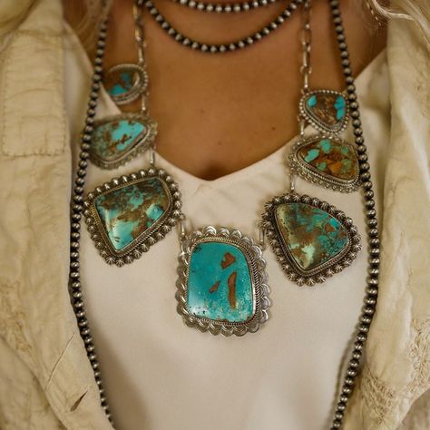 Taos Art, Handmade Turquoise Jewelry, Turquoise Stone Jewelry, Pilot Mountain, Turquoise Jewellery, Boho Jewels, Cowgirl Jewelry, Cowboys And Indians, Turquoise Jewelry Native American