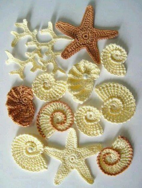 Inspiring, i really want to figure out the coral..looks easy enough Ttpd Crochet, Freestyle Crochet, Crochet Learning, Sea Motifs, Appliques Au Crochet, Írska Čipka, Crochet Embellishments, Yarn Balls, Micro Crochet