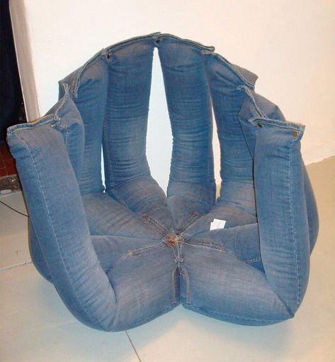 Jean Bag Chair Diy Fails, Weird Style, Clown Faces, Funny Pictures With Captions, Weird Images, Bag Chair, Old Jeans, Jeans Bag, Fails