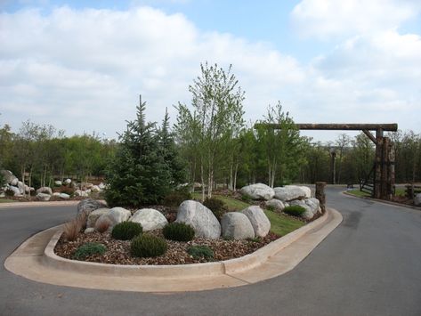 Design Help on a High End subdivision entrance | LawnSite™ is the largest and most active online forum serving green industry professionals. Entrance Landscape, Small English Garden, Landscaping Entrance, Subdivision Entrance, Design Entrance, Streetscape Design, Landscape Design Drawings, Landscaping Software, Landscaping Business