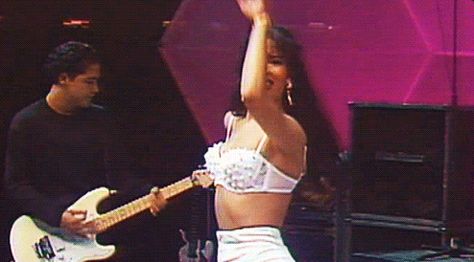 Selena Quintanilla Gif, Selena And Chris Perez, Selena Quintanilla Videos, Everything She Wants, Selena Q, Tejano Music, Selena Quintanilla Perez, Selena Quintanilla, Mexican Style