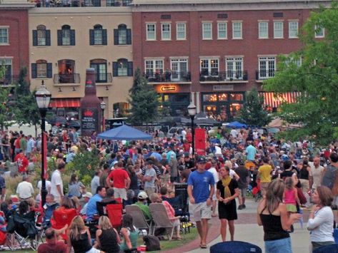 One of America's "top 10 best places to live" by Money (2007), Suwanee has plenty of attractions. Tour historic Suwanee on a Segway. Town Center Park is home to concerts, shops, festivals, a farmers market, and Gwinnett Count [...] Piedmont Park Atlanta, Suwanee Georgia, Courtyard Marriott, Center Park, Piedmont Park, Georgia Travel, Places To Live, Tourism Website, Historic Downtown