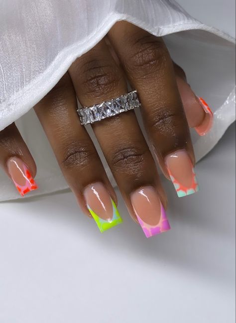 Abstract French Tip Nails Short, Colorful Spring Break Nails, Colorful Croc Nails, Short Crocodile Nails, Basic Baddie Nails Acrylic, Dope Nail Designs Classy Short Acrylic, Basic Baddie Nails Short, Tropical French Tip Nails, Croc French Nails