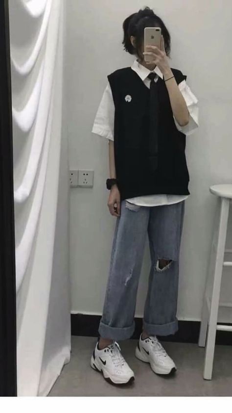 일본 패션, Academia Outfits, Academia Fashion, Tomboy Outfits, Tomboy Style Outfits, Mein Style, Homecoming Proposal Ideas, Swaggy Outfits, Tomboy Fashion