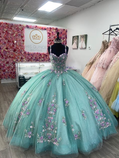 Quinceanera Dresses Turquoise, Sage Quinceanera, Aqua Quinceanera Dresses, Teal Quinceanera Dresses, Purple Quince Dress, Quinceanera Dresses Short, Green Quince Dress, Turquoise Quinceanera Dresses, Teal Prom Dresses