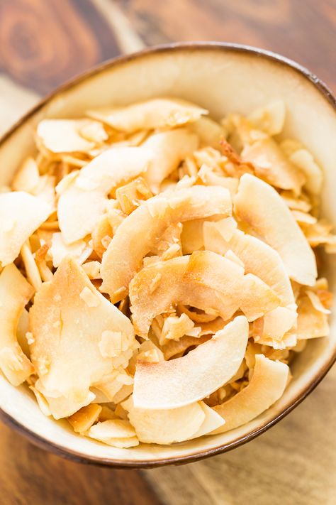 Caramelized Coconut Chips | Get Inspired Everyday! Coconut Meat, Paleo Appetizers, Gluten And Dairy Free, Paleo Sweets, Coconut Chips, Primal Recipes, Paleo Snacks, Grain Free Recipes, Gluten Free Snacks