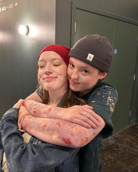 Happy Birthday Bella, Bella Ramsey, Amybeth Mcnulty, Baby Momma, Bella Bella, Halle Bailey, Jamie Campbell Bower, Gisele Bündchen, Pedro Pascal