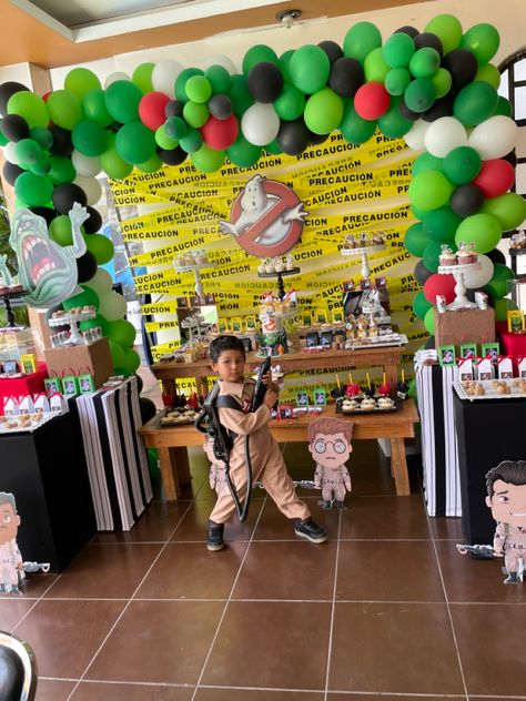 Ghostbusters Party Decorations, Ghostbusters Party Ideas Decoration, Ghostbusters Birthday Party Ideas, Ghost Busters Party Ideas, Ghostbusters Halloween Party, Ghost Buster Birthday Decorations, Ghostbusters Theme Party, Ghostbusters Birthday Party Decorations, Ghostbuster Birthday Party