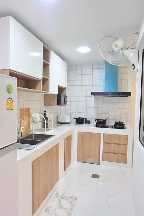 Small Kitchen Units, Small Kitchen Design Layout, Kitchen Designs Modern, Interior Design Kitchen Contemporary, Kitchen Designs Ideas, Model Dapur, Tiny Kitchen Design, Small Modern House Plans, Desain Pantry