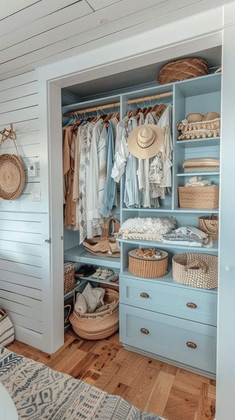 Boho Coastal Bedroom, Coastal Bedroom Ideas, Abaco Bahamas, Beach Room Decor, Surf Room, Beachy Room, Beach Room, Coastal Bedrooms, Beach Bedroom