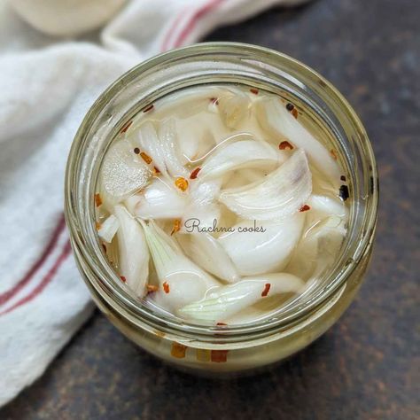 Pickled White Onions Recipe, Pickled White Onions, Slicing Onions, Red Onion Recipes, Lemon Pickle, Quick Pickled, Marinate Meat, Pickled Beets, Pickling Jalapenos