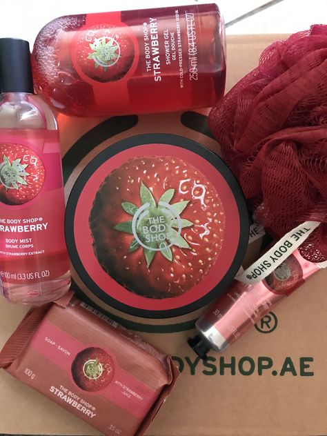 Body shop hand cream strawberry soap Strawberry Body Care, Strawberry Body Butter, Scent Combos, Strawberry Soap, Charity Gala, Strawberry Seed, Bath And Body Works Perfume, Masculine Scent, Body Care Products