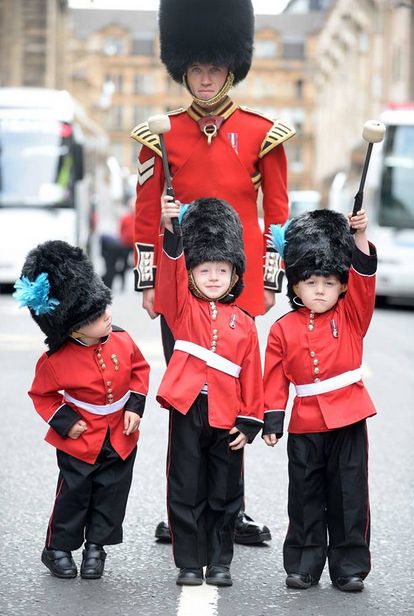 Future Drummers British Culture Outfit, United Kingdom Costume, English World, British Guard, Edinburgh Military Tattoo, Royal Guards, Military Tattoo, English Gentleman, Military Tattoos