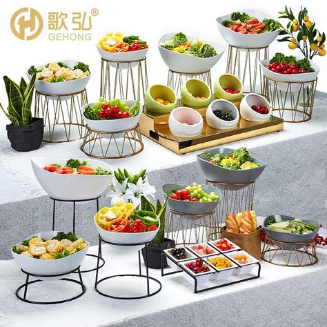 Buffet Stand Food Displays, Salad Counter Display, Salad Buffet Display, Buffet Serving Dishes Food Displays, Food Risers Display Party Ideas, Buffet Risers Food Displays, Catering Display Ideas, Food Display Counter, Buffet Party Food