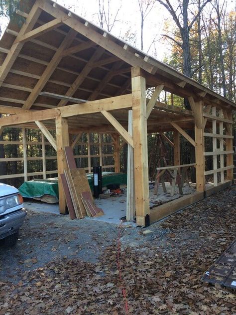 Timber Frame Garage, Timber Frame Plans, Timber Frame Cabin, Timber Frame Joinery, Barn Builders, Timber Frame Barn, Timber Frame Building, Timber Frame Construction, Timber Frames