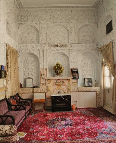 Persian House Interior, Home Iranian, Iranian Interior Design, Iranian Decor, Iran House, Iranian Home, 1970 Interior Design, Old Iran, Persian Interior Design