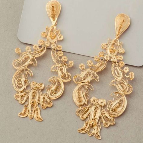 Unique Gold Jewelry Designs, Crafts Room, Jewellery Indian, Blouse Designs Indian, Ear Ring, Filigree Jewelry, Diy Crafts Room Decor, Filigree Earrings, Bridal Jewellery Indian