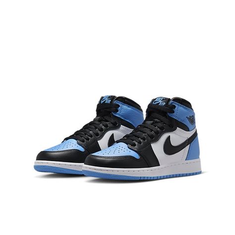 (GS) Air Jordan 1 Retro High OG 'UNC Toe' FD1437-400 Logo Wings, Unc University, Blue Toes, Jordan Model, Nike Models, Jordan 1 High Og, Wings Logo, Air Jordan 1 Retro High Og, Sneakers Adidas