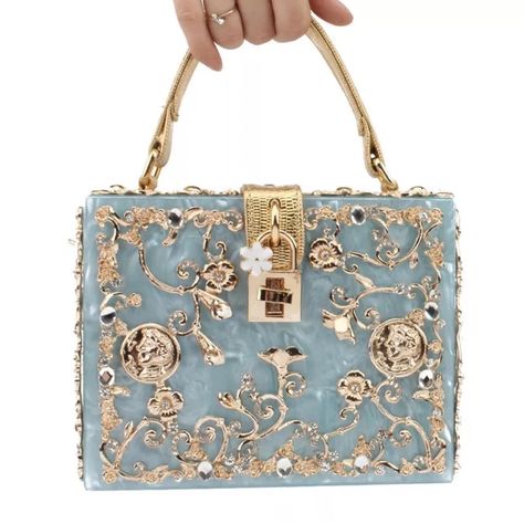 This Victorian Style Handbag Is Blue & And Super Duper Eye Catcher! This Is A Rare Find Tas Bahu, Sacs Design, Party Handbags, Tas Fashion, Party Clutch, Handbags Affordable, Cheap Handbags, Metal Flower, Evening Wedding