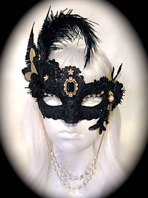 Swan Masquerade Mask, Masquerade Mask Black, Masquerade Outfit, The Mask Costume, Mask Masquerade, Lace Mask, Venetian Masks, Venetian Mask, Masquerade Masks