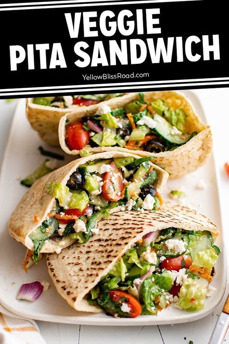 Sandwich Alternatives, Veggie Pita, Pita Sandwich, Yellow Bliss Road, Pita Sandwiches, Easy Mediterranean Diet Recipes, Vegetarian Sandwich, Veggie Sandwich, Healthy Sandwiches