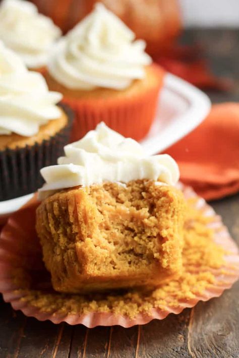 Gluten Free Pumpkin Cupcakes, Dairy Free Pumpkin Recipes, Fall Cupcakes Recipes, Pumpkin Cupcake Recipes, Cupcake Recipes From Scratch, Gluten Free Snickerdoodles, Gluten Free Cake Recipe, Dairy Free Pumpkin, Easy Cupcake Recipes