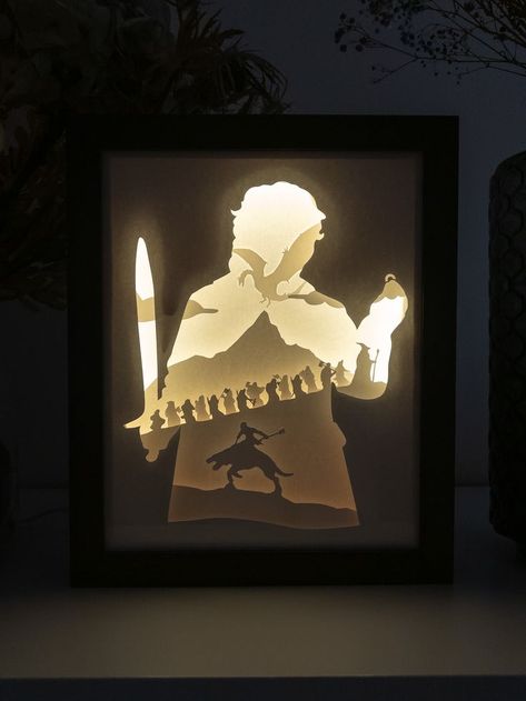 Create captivating Ljubljana dragon crafts using eco-friendly materials to inspire imaginative play in children while celebrating this mythical creature. Lotr Papercraft, Cricut Lotr, Lotr Gift Ideas, Hobbit Diy, Lord Of The Rings Diy, Ljubljana Dragon, Light Box Templates, Diy Light Box, Lotr Gifts