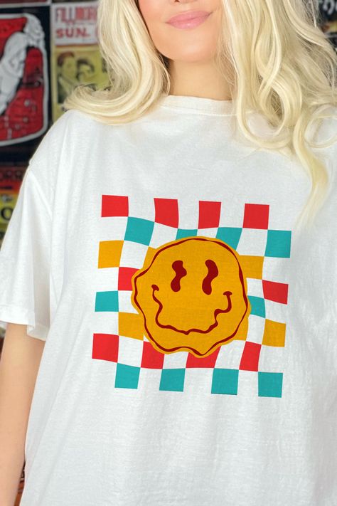 A mesmerizing blend of trippy art and groovy vibes that's more than just clothing - Introducing our Psychedelic Smiley Face Shirt! 🙂 Smiley Face Party, Trippy Smiley Face, Groovy Vibes, Smiley Face Shirt, Trippy Art, Smiley Face, Smiley, San Jose, T Shirts