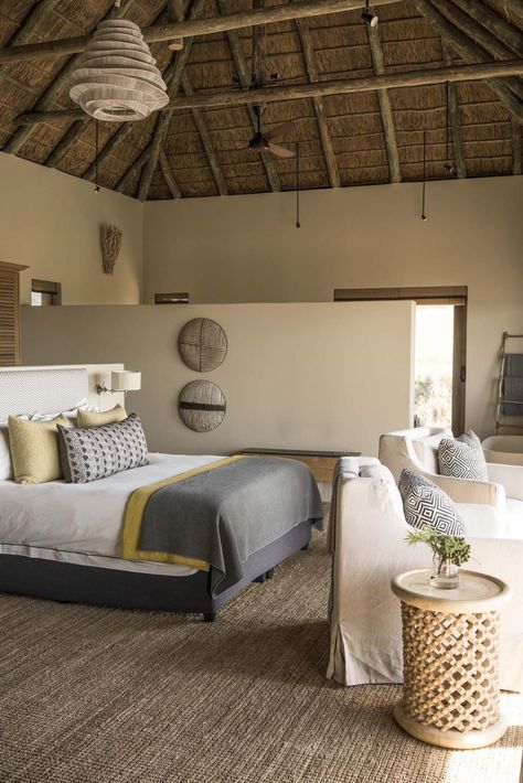 South Africa Interior, Africa Interior Design, Safari Lodge Interior, Travel South Africa, Africa Safari Lodge, African Lodge, African Safari Lodge, Lodges Design, Lodge Bedroom