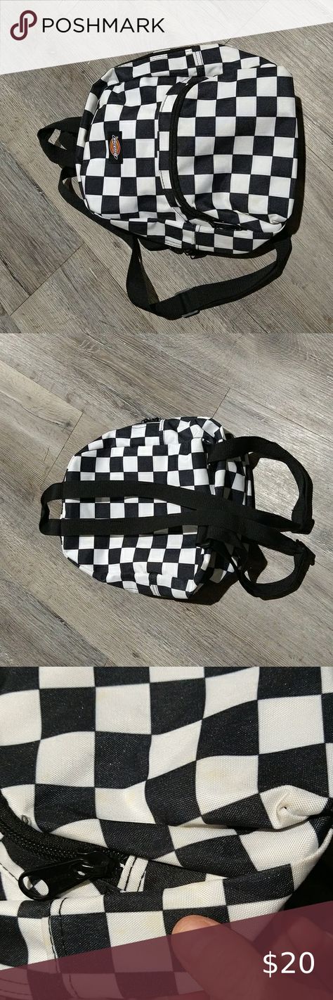 Dickies Mini Checkered Backpack Black Backpack, How To Look Better, Stain, Thread, Backpacks, Black And White, Handbags, Yellow, Fashion Tips