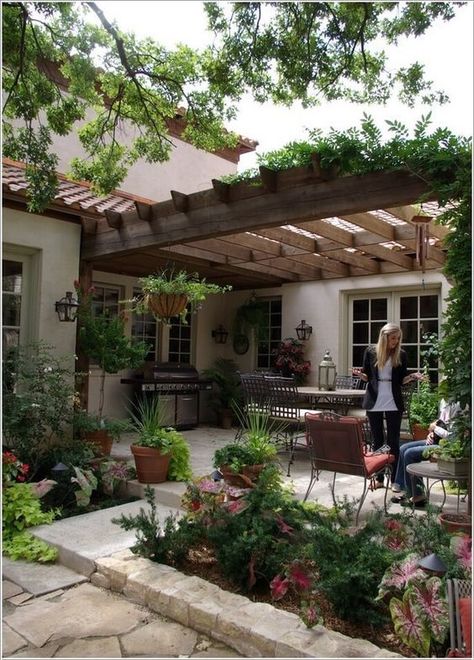 7 Garden Ideas To Make Your Neighbours Jealous - L'Essenziale Reka Bentuk Landskap, Pergola Deck, Pergola Roof, Pergola Design, Backyard Pergola, Have Inspiration, Pergola Plans, Pergola Patio, Small Backyard Patio