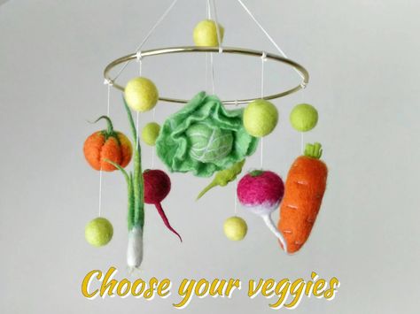 Hanging Vegetables, Eclectic Baby Nursery, Nature Kids Room, Fruits And Vegetables Pictures, Mobiles For Kids, Baby Mobile Felt, Vegetable Pictures, Space Themed Room, Mobile Hanging