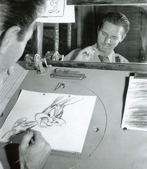 Classic animators doing reference poses for their own drawings, this is partly why animators liked to work alone. Chuck Jones, Looney Tunes Cartoons, Pinturas Disney, Jim Henson, Comic Book Artists, Classic Cartoons, Bugs Bunny, Facial Expressions, Looney Tunes