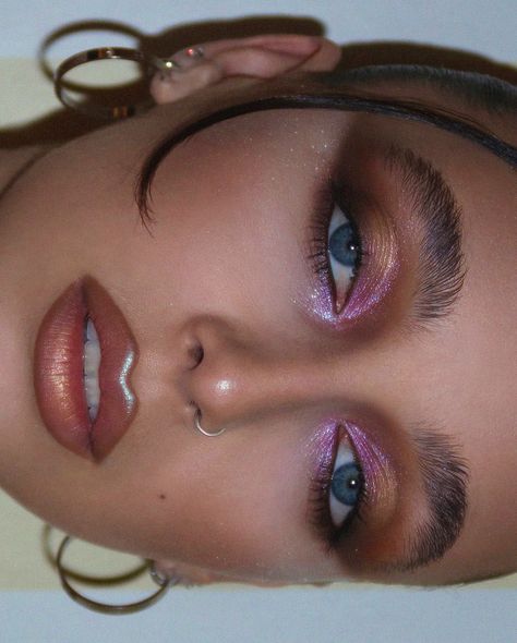 Funky Makeup, Smink Inspiration, Ethereal Makeup, Dope Makeup, Emma Chamberlain, Creative Makeup Looks, Eye Makeup Art, Maquillage Halloween, Editorial Makeup