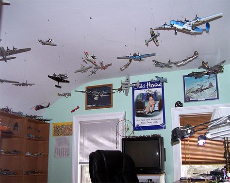 Model Plane Display Ideas, Aviation Room Decor, Model Airplanes Display, Air Cadets, Airplane Room, Model Airplanes Kit, Aviation Decor, Air Planes, Its A Mans World