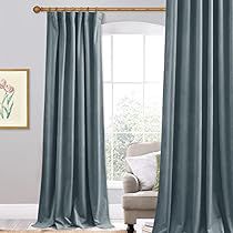 Slate Blue Curtains, Teal Curtains Living Room Ideas, Velvet Curtains Living Room Ideas, Living Room Curtains Ideas Color Schemes, Cozy Blue Living Room, Blue Green Curtains, Velvet Curtains Living Room, Blue Velvet Curtains, Teal Curtains