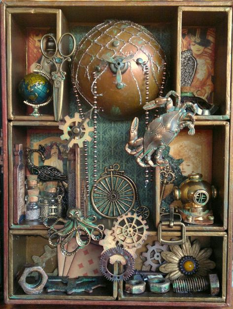 Full Moon Scrapping: STEAMPUNK SHADOW BOX WITH A SECRET Steam Punk Diy, Shadow Box Kunst, Steampunk Kunst, Box Assemblage, Hantverk Diy, Steampunk Crafts, Arte Steampunk, Steampunk Decor, Shadow Box Art