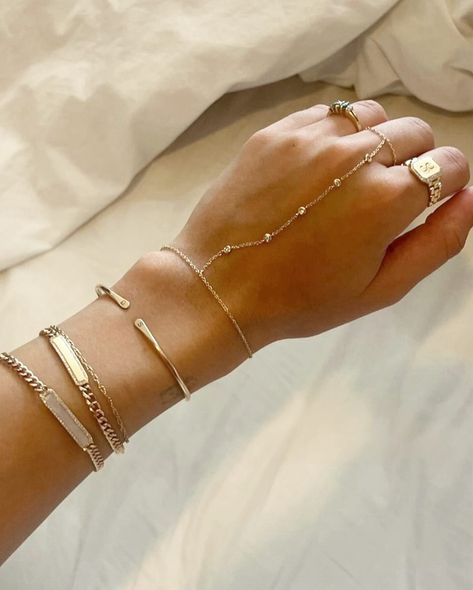 Our 14K ‘Summer’ Bezel Hand Chain & 14K Bar Bracelets ☀️ Buy yours today 👛

#statementjewelry #classy #demure #mindful #cleangirl #neshi #neshijewelry #goldjewelry #handchains #goldhandchain #diamonds #fallbracelets #falljewlery #giftideas #fallrings #goldrings #diamondring #chunkygoldjewelry #fallnecklaces #finejewelry #goldrings #diamondrings Gold Hand Chain, Chunky Gold Jewelry, Hand Chain Bracelet, Fall Rings, Website Coming Soon, Gold Hand, Hand Chain, Bar Bracelets, Gold Hands