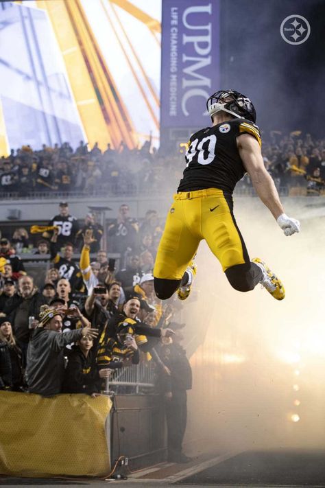 Tj Watt Steelers Wallpaper, Steelers Players Wallpaper, Tj Watt Steelers, Tj Watt Wallpaper, Steelers Aesthetic, Steelers Images, Steelers Wallpaper, Tj Watt, Pittsburgh Steelers Wallpaper